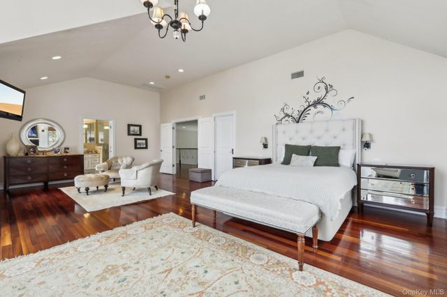 2 Tompkins Court, Nyack, NY 10960