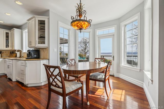 2 Tompkins Court, Nyack, NY 10960