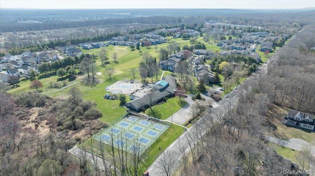6 Robert Lane, Middle Island, NY 11953