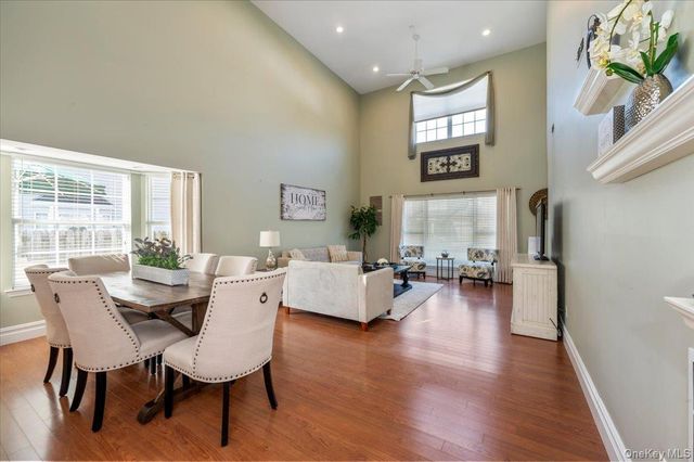 6 Robert Lane, Middle Island, NY 11953