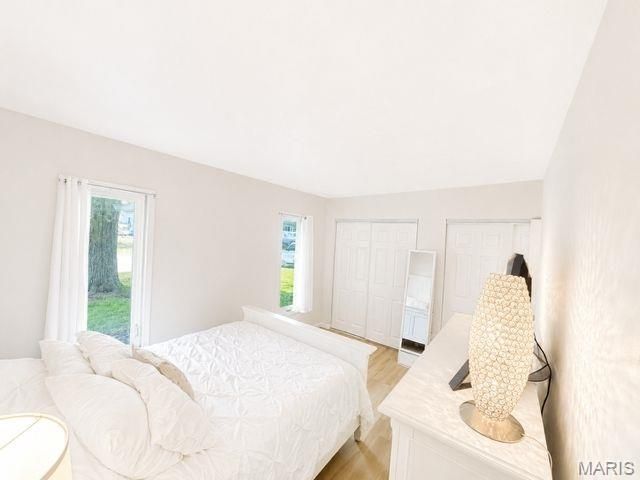 741 Lamplight Lane, Hazelwood, MO 63042