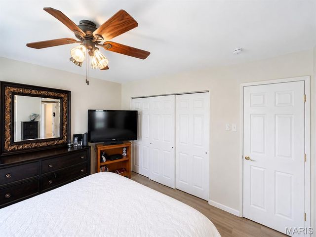 741 Lamplight Lane, Hazelwood, MO 63042