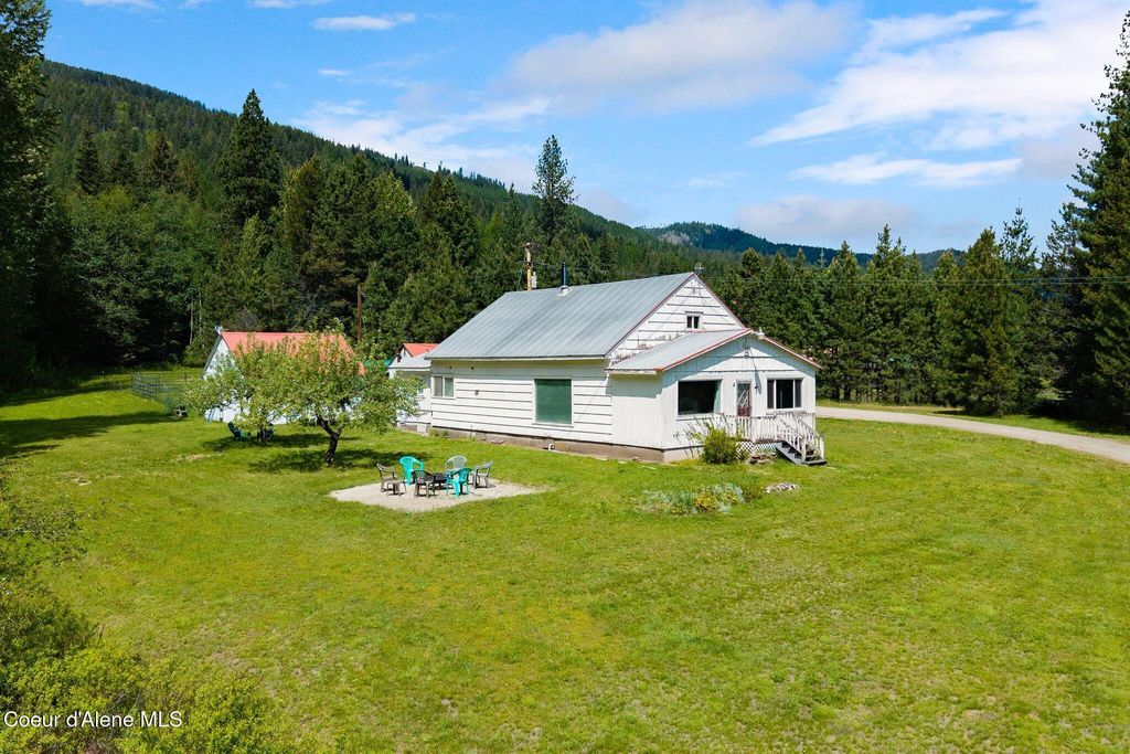 129 Littlefield DR, Sandpoint, ID 83864