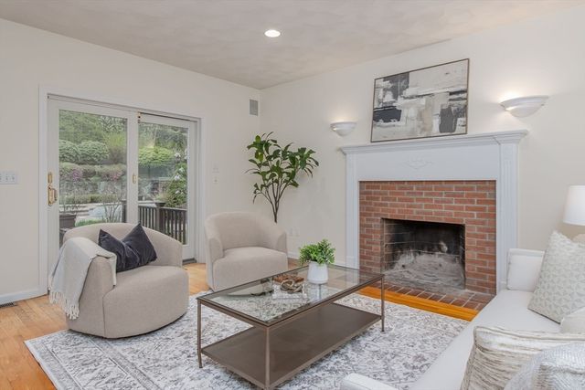 100 Overlook Drive, Groton, MA 01450