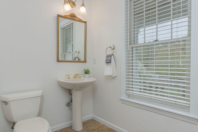 100 Overlook Drive, Groton, MA 01450