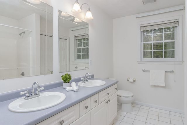 100 Overlook Drive, Groton, MA 01450