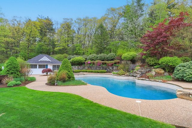 100 Overlook Drive, Groton, MA 01450
