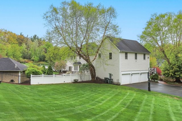 100 Overlook Drive, Groton, MA 01450