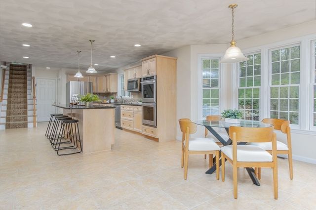 100 Overlook Drive, Groton, MA 01450