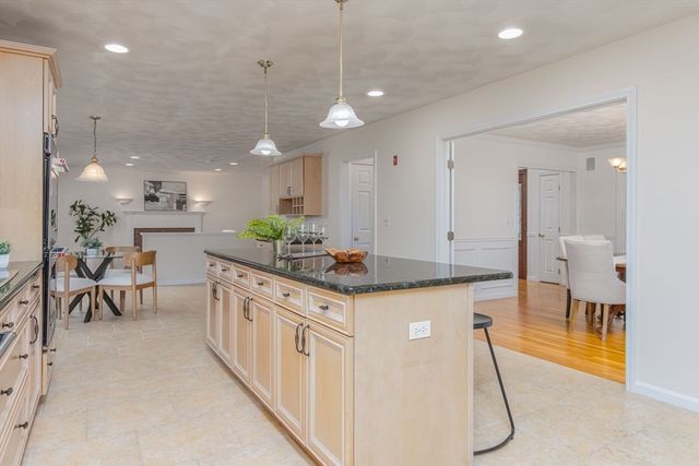 100 Overlook Drive, Groton, MA 01450