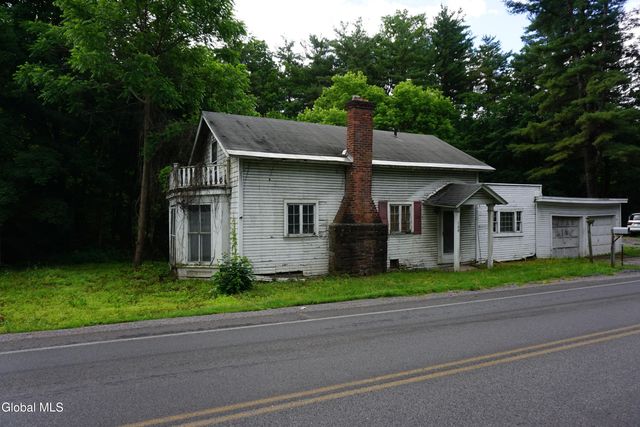 100 Brook Road, Saratoga Springs, NY 12866