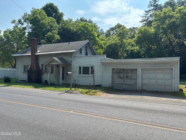 100 Brook Road, Saratoga Springs, NY 12866