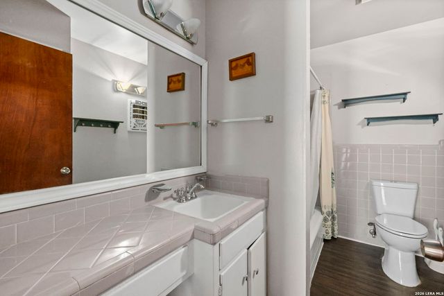 5119 Arrowhead Dr, San Antonio, TX 78228