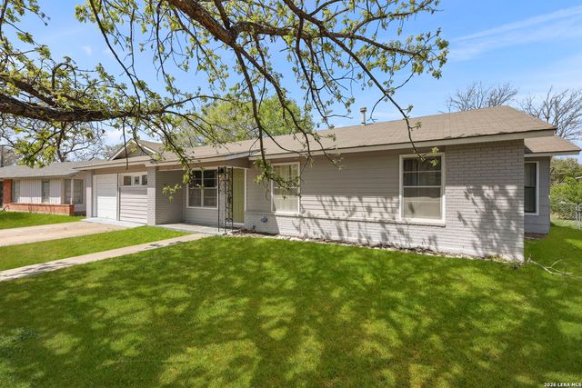 5119 Arrowhead Dr, San Antonio, TX 78228