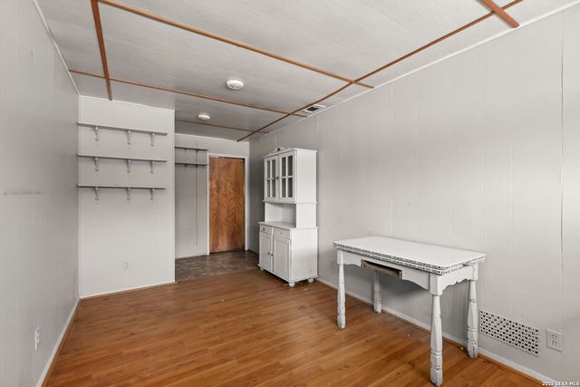 5119 Arrowhead Dr, San Antonio, TX 78228