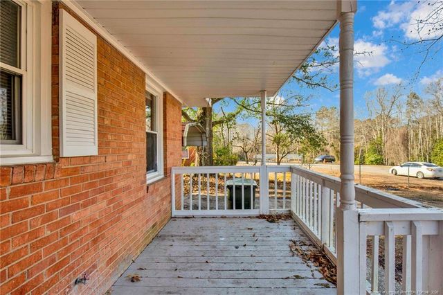 325 Jefferson Drive, Fayetteville, NC 28303