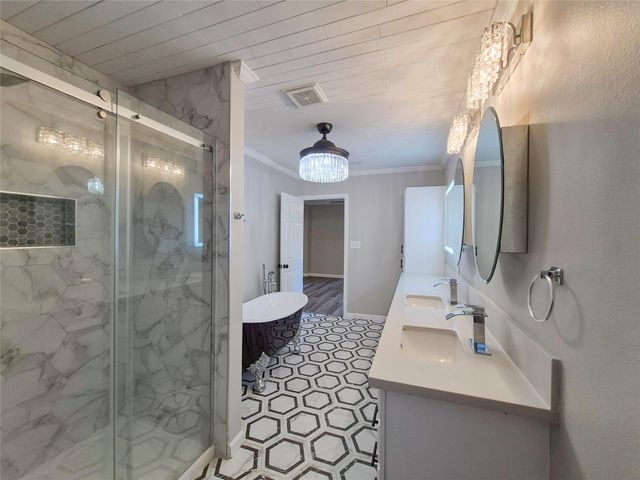 92 Summer Place, Huntsville, TX 77340