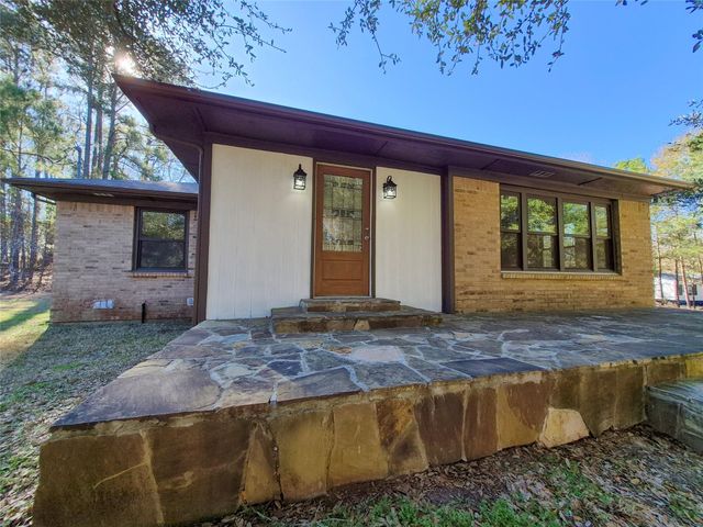 92 Summer Place, Huntsville, TX 77340