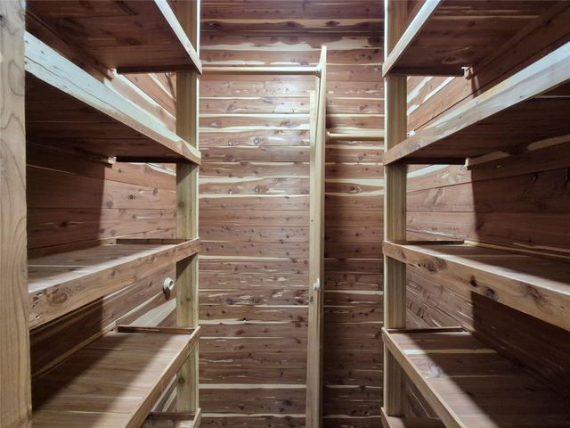 92 Summer Place, Huntsville, TX 77340