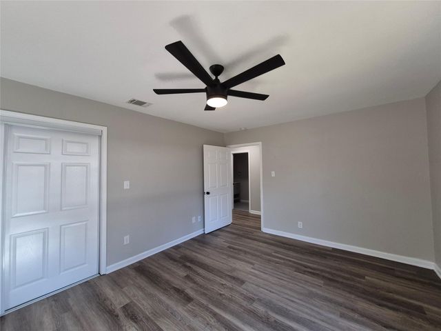 92 Summer Place, Huntsville, TX 77340