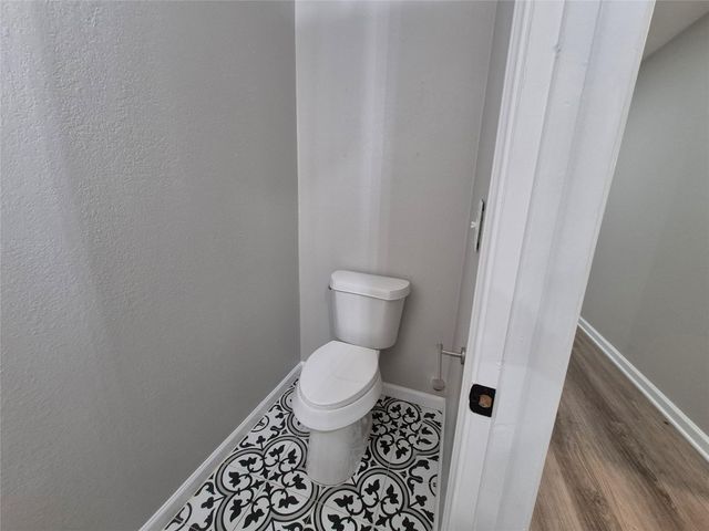 92 Summer Place, Huntsville, TX 77340