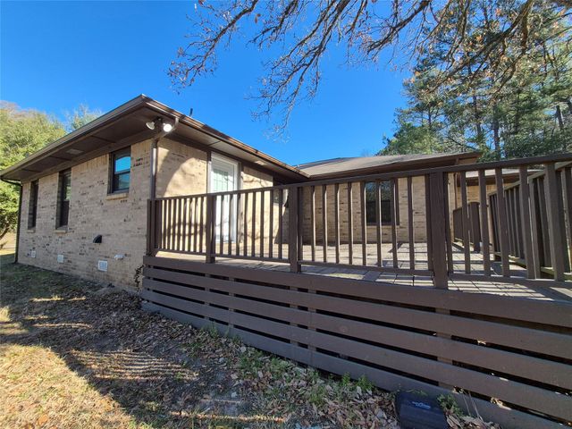 92 Summer Place, Huntsville, TX 77340