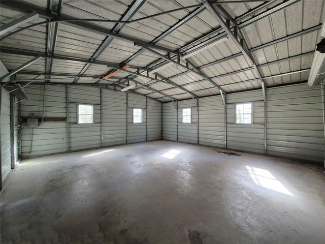 92 Summer Place, Huntsville, TX 77340