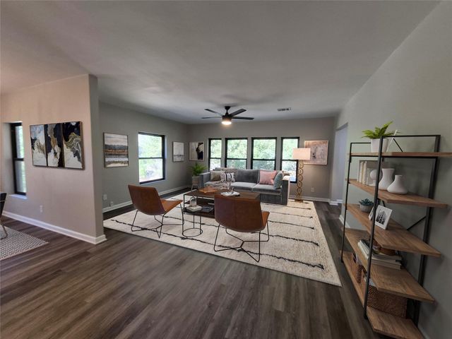 92 Summer Place, Huntsville, TX 77340