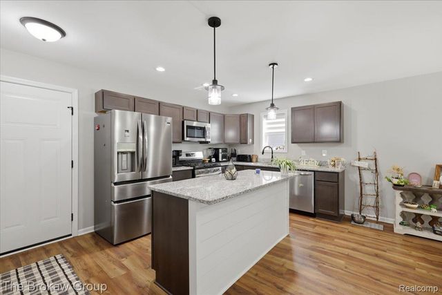 9510 Orchard Lake Drive, Richfield Township, MI 48423