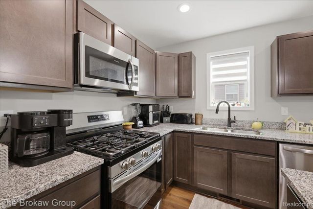 9510 Orchard Lake Drive, Richfield Township, MI 48423