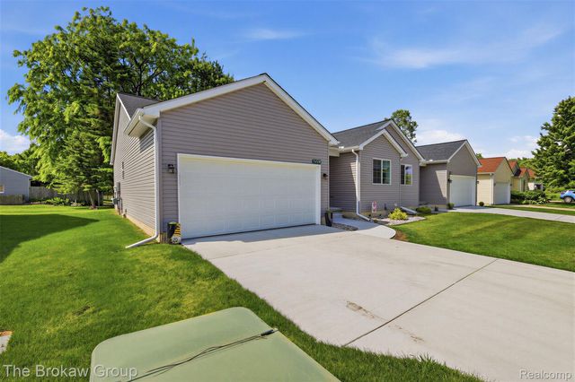 9510 Orchard Lake Drive, Richfield Township, MI 48423