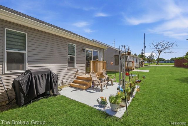 9510 Orchard Lake Drive, Richfield Township, MI 48423
