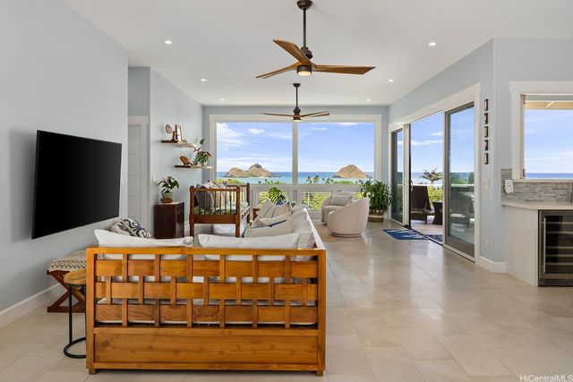 344 Lama Place, Kailua, HI 96734