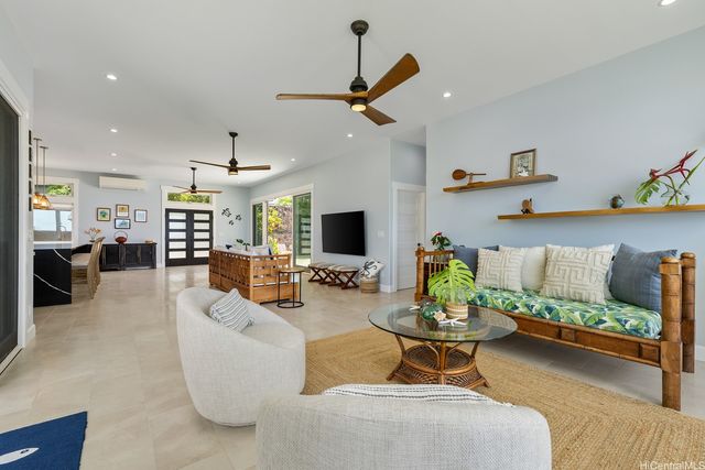 344 Lama Place, Kailua, HI 96734