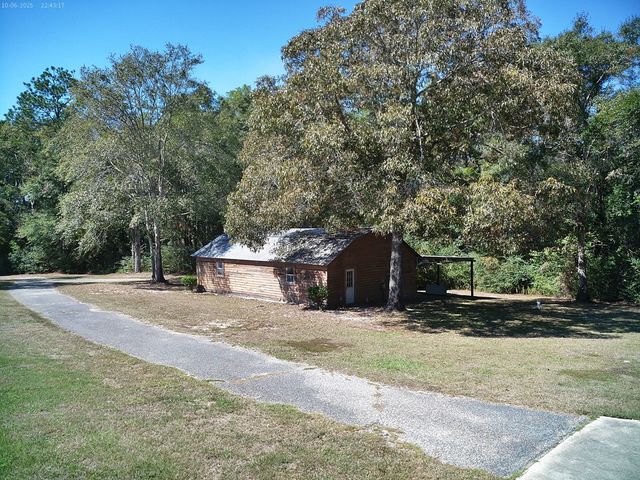 12543 Harrelson Loop, Andalusia, AL 36420