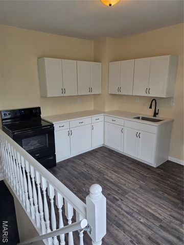 715 Walnut Street, Washington, MO 63090