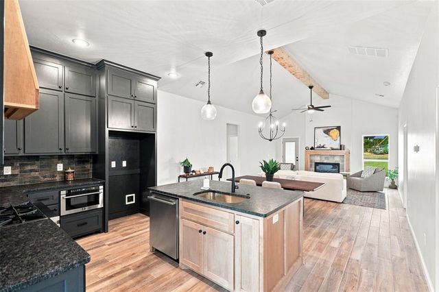 4817 Misty Wood Lane, Mustang, OK 73064