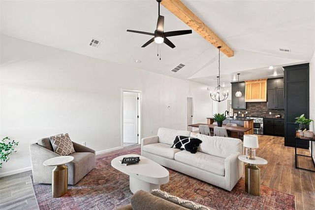 4817 Misty Wood Lane, Mustang, OK 73064