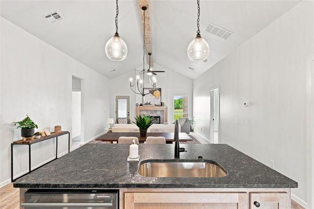 4817 Misty Wood Lane, Mustang, OK 73064