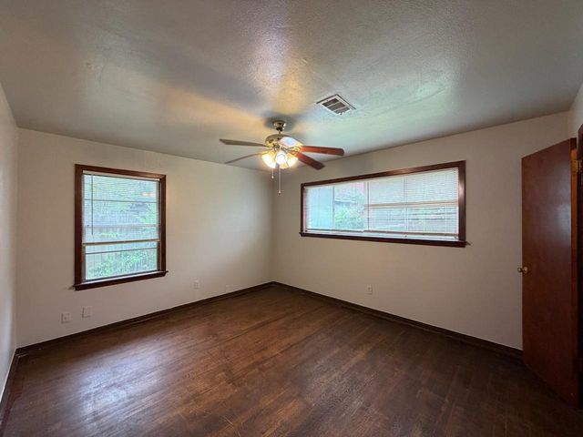 8806 Glenloch Drive, Houston, TX 77061