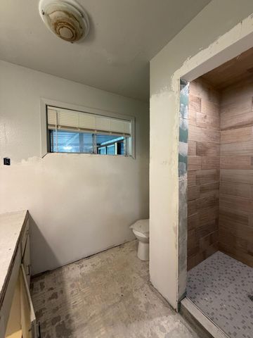 8806 Glenloch Drive, Houston, TX 77061