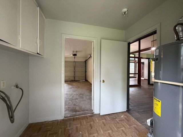 8806 Glenloch Drive, Houston, TX 77061
