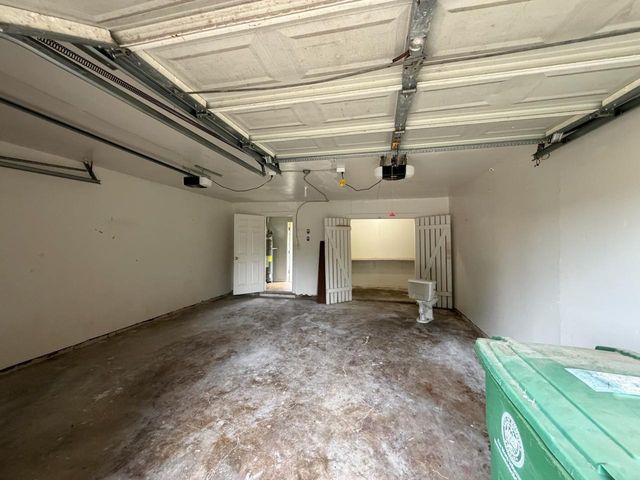 8806 Glenloch Drive, Houston, TX 77061