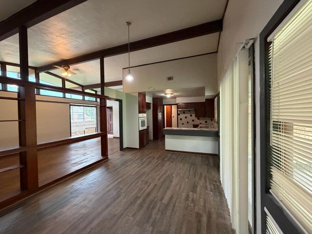 8806 Glenloch Drive, Houston, TX 77061