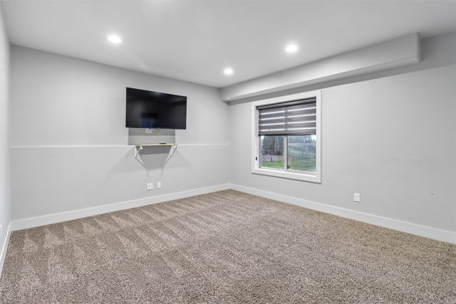 12370 NW 111th Avenue, Granger, IA 50109