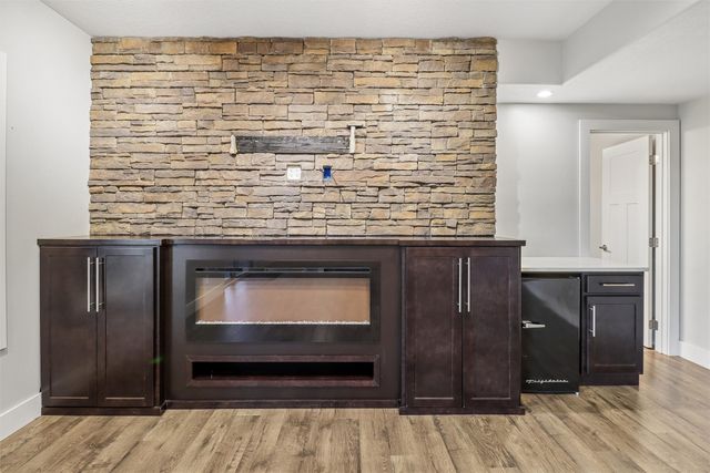 12370 NW 111th Avenue, Granger, IA 50109