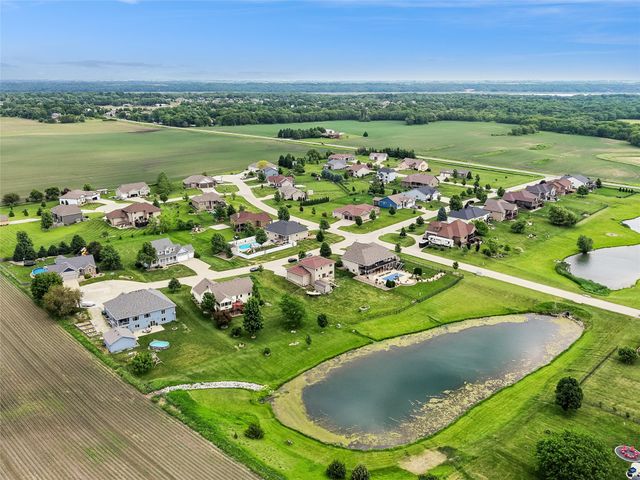 12370 NW 111th Avenue, Granger, IA 50109