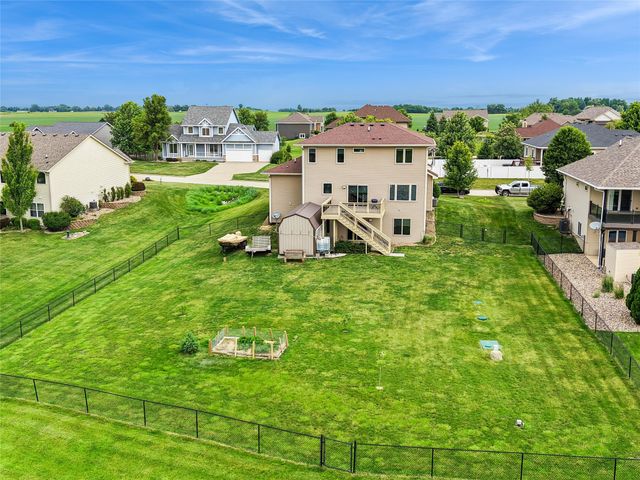 12370 NW 111th Avenue, Granger, IA 50109