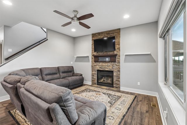 12370 NW 111th Avenue, Granger, IA 50109