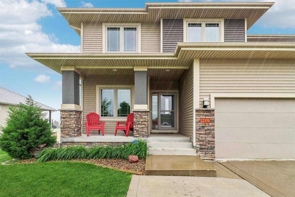 12370 NW 111th Avenue, Granger, IA 50109